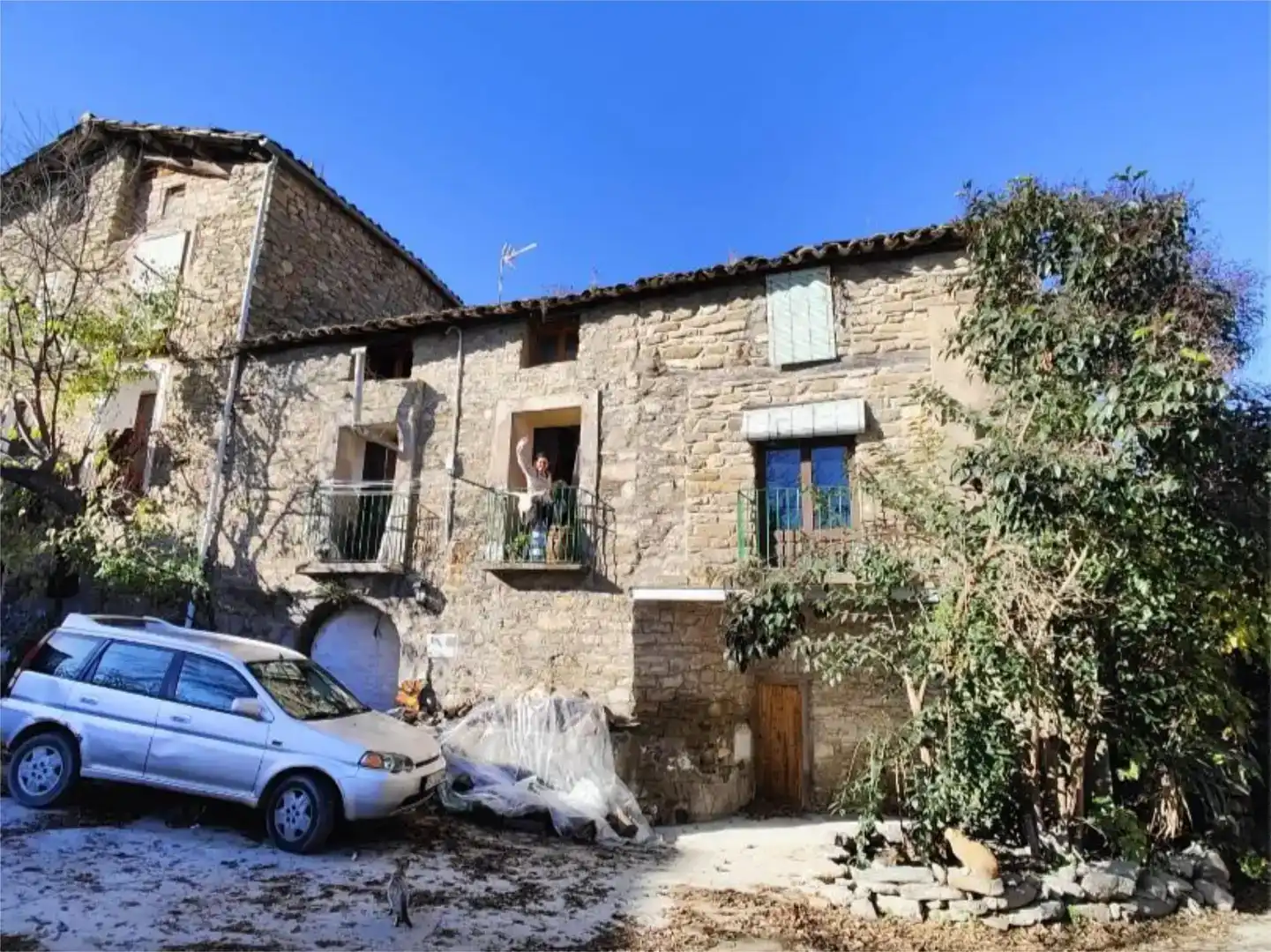 Vista exterior de Casa adosada en venda en Tremp amb Balcó