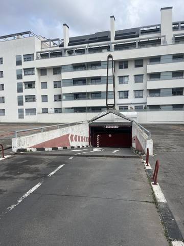 Garaje en Venta en Calle de Colombia, 25 en Valleaguado - La Cañada