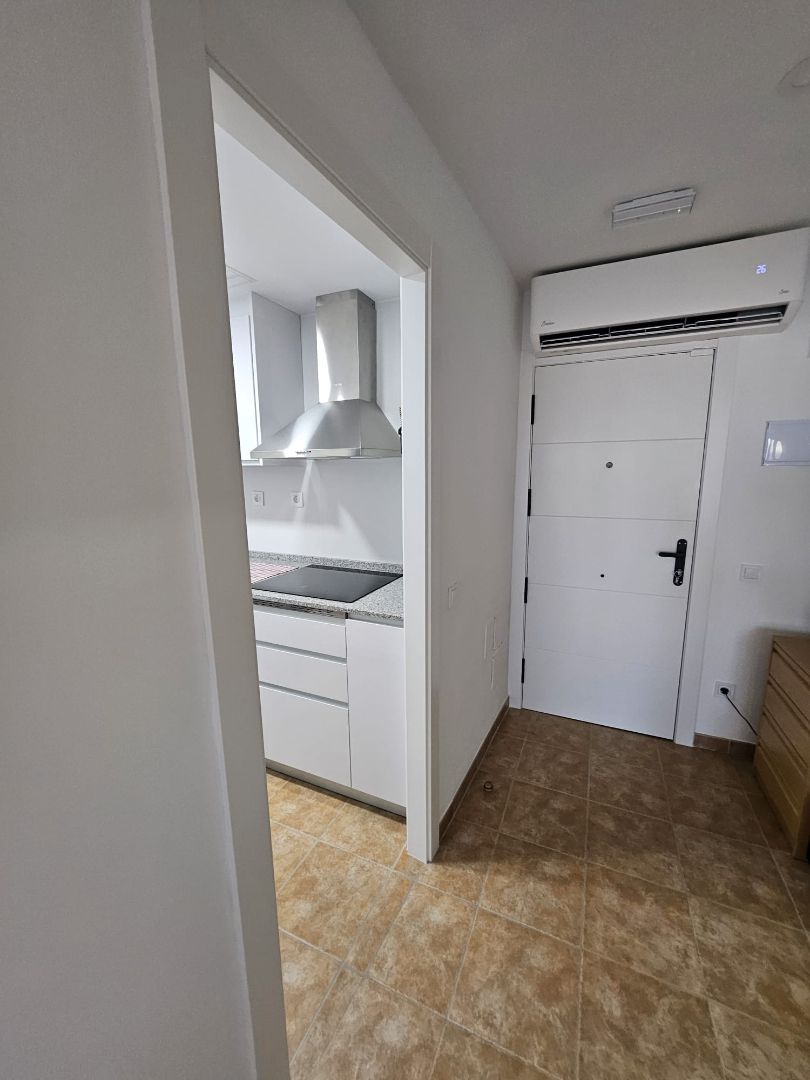 Cuina de Apartament en venda en Salou amb Aire condicionat, Calefacció i Parquet