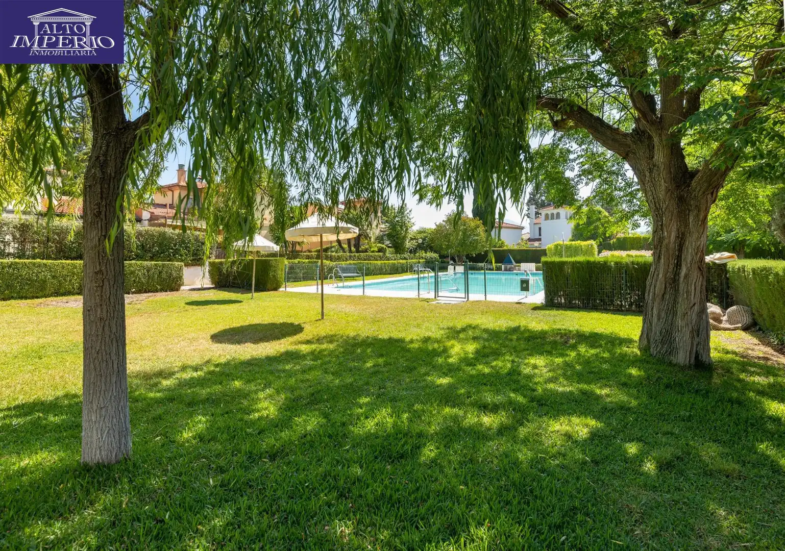 Piscina de Casa o xalet en venda en Albolote amb Aire condicionat, Calefacció i Jardí privat