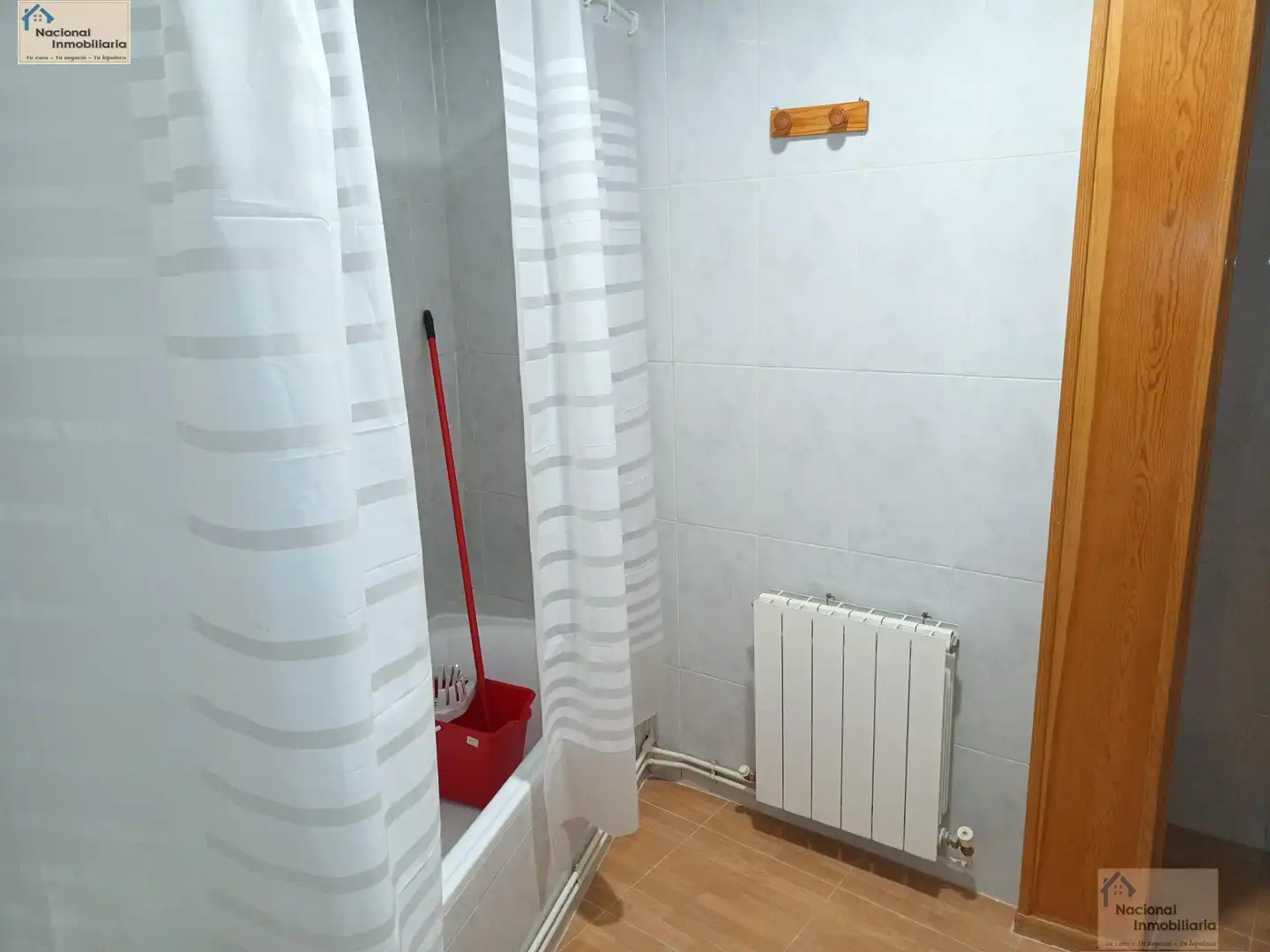 Flat for sale in Basardilla