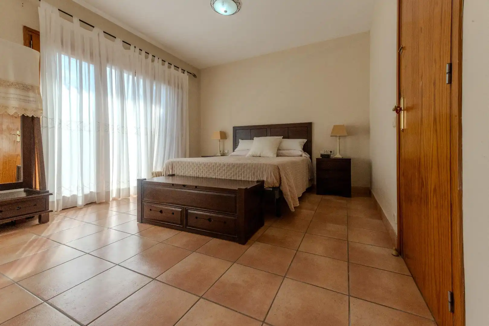 Dormitori de Casa o xalet en venda en Castellar del Vallès amb Calefacció, Jardí privat i Terrassa