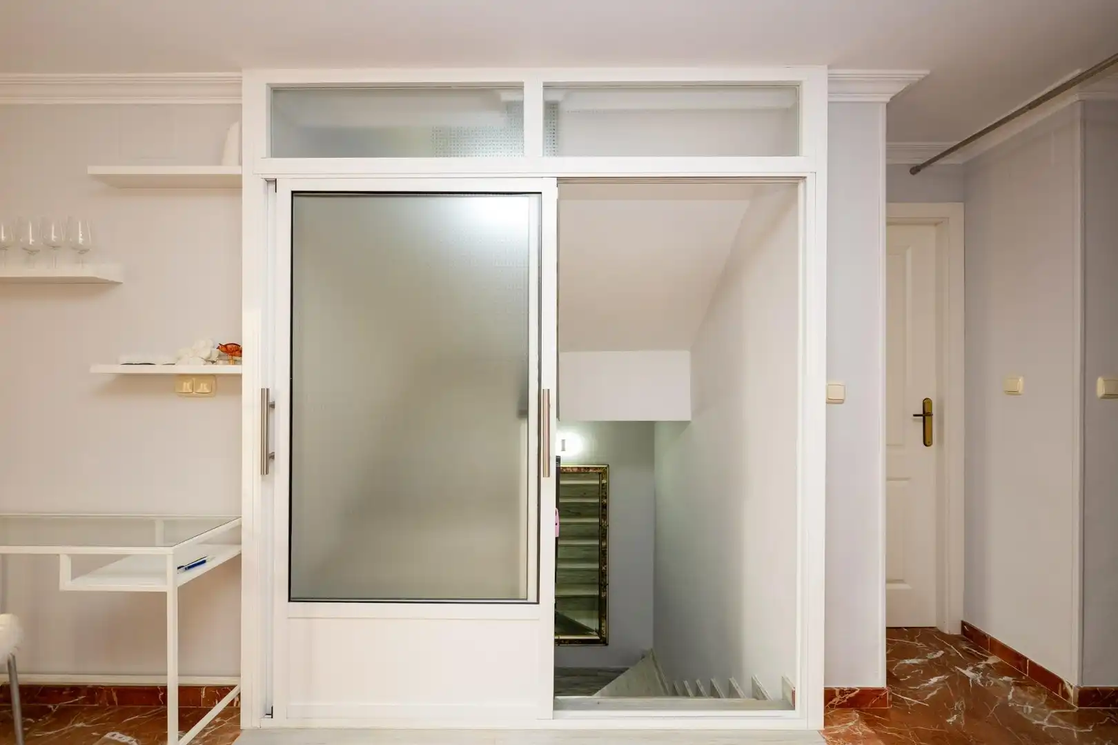 Semi-detached house with terrace for sale in Calle María Pinet, imagen 12