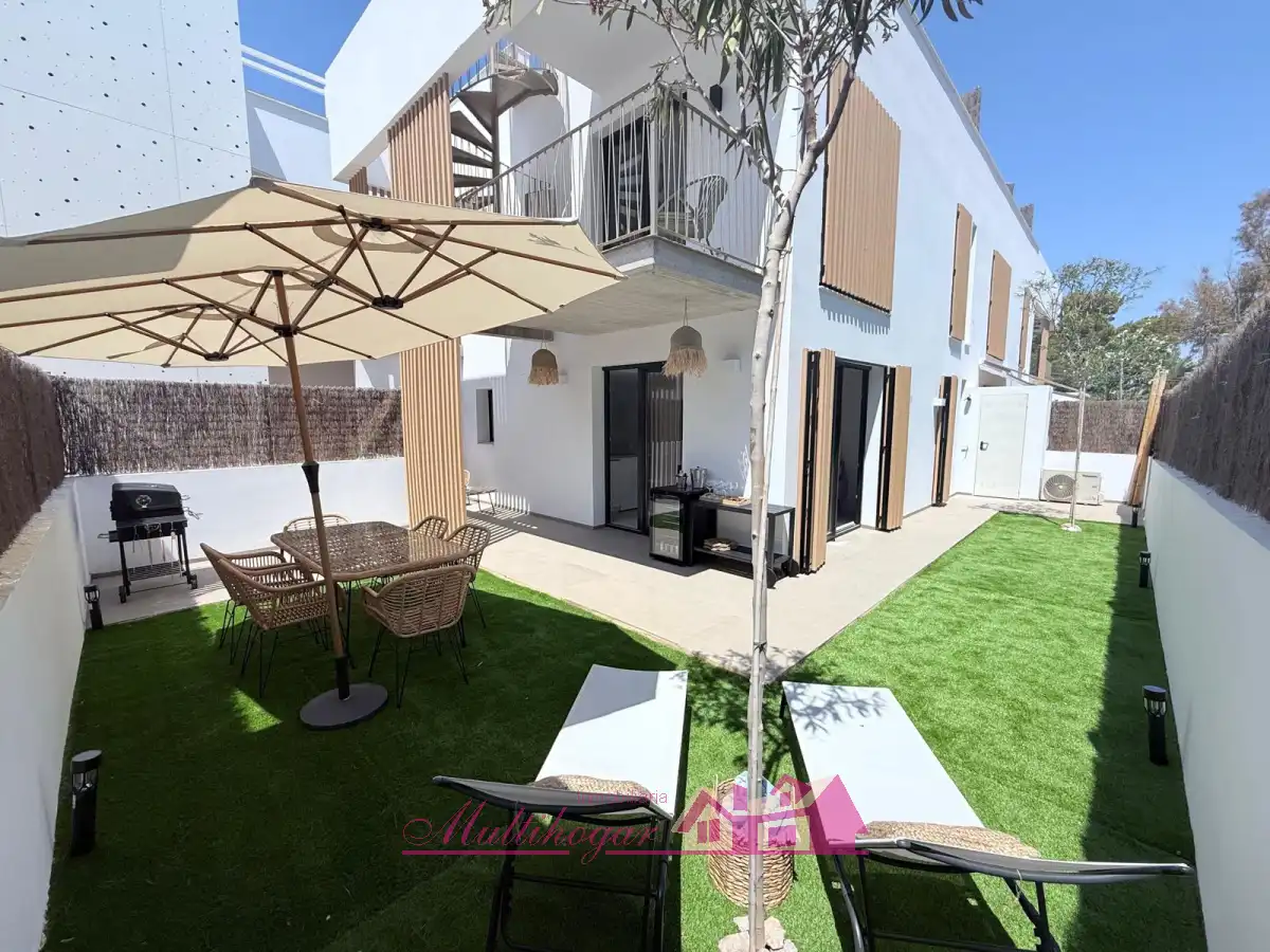 Terraza de Planta baja en venta en Sant Antoni de Portmany con Aire acondicionado, Calefacción y Jardín privado