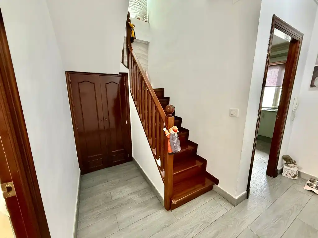 Maisonette zum Verkauf in Cádiz mit Balkon