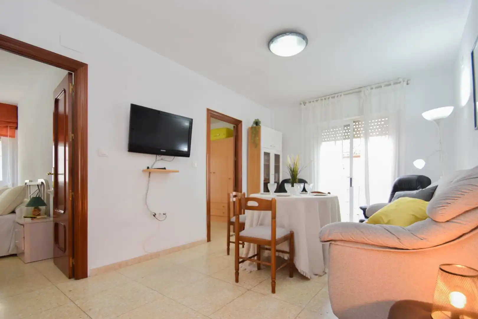 Living room of Flat for sale in Granada  with Balcony