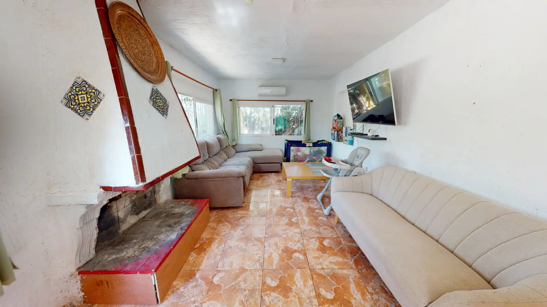 Wohnzimmer von Haus oder Chalet zum Verkauf in Mutxamel mit Privatgarten