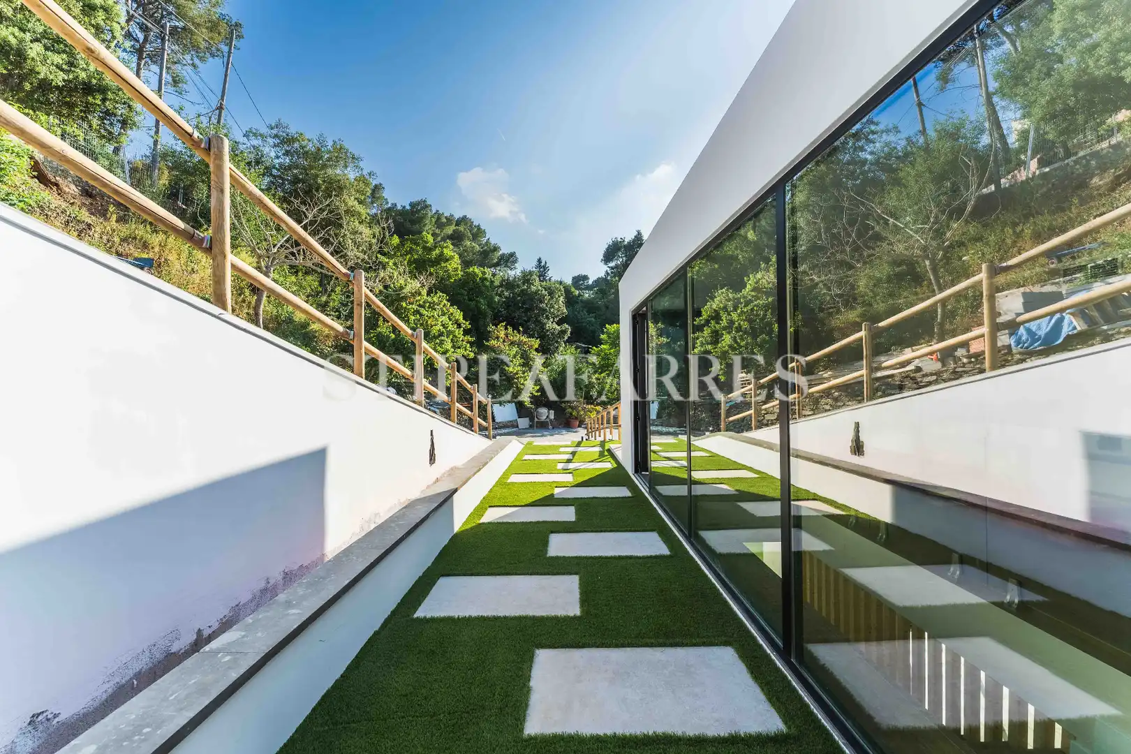 Vista exterior de Casa o xalet en venda en Sant Andreu de Llavaneres amb Aire condicionat, Calefacció i Jardí privat