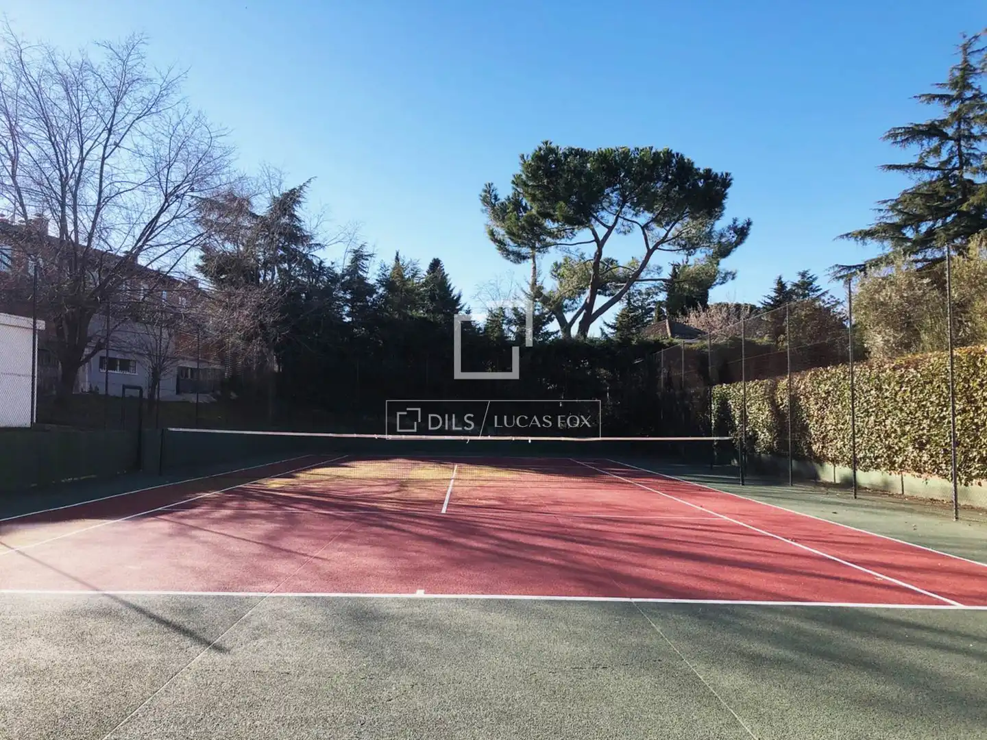 Vista exterior de Casa o chalet en venta en Majadahonda con Aire acondicionado, Jardín privado y Parquet