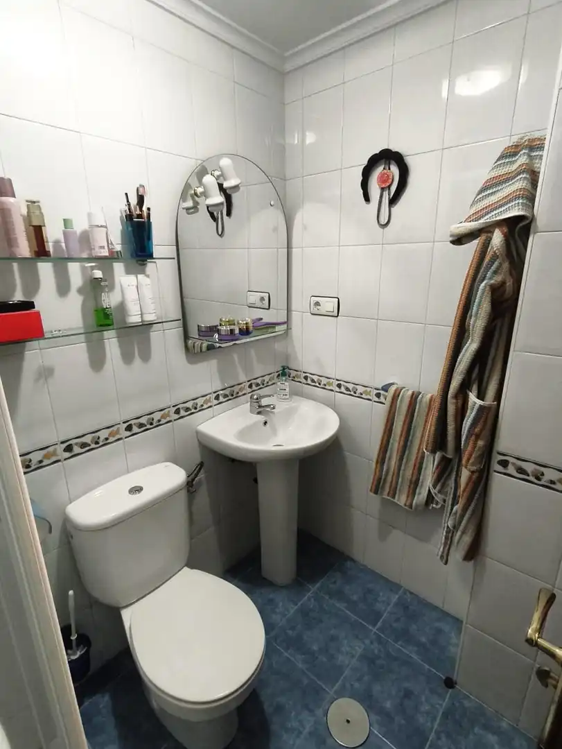 Piso en venta en Carretera Carretera Estación, San Claudio - Trubia - Las Caldas