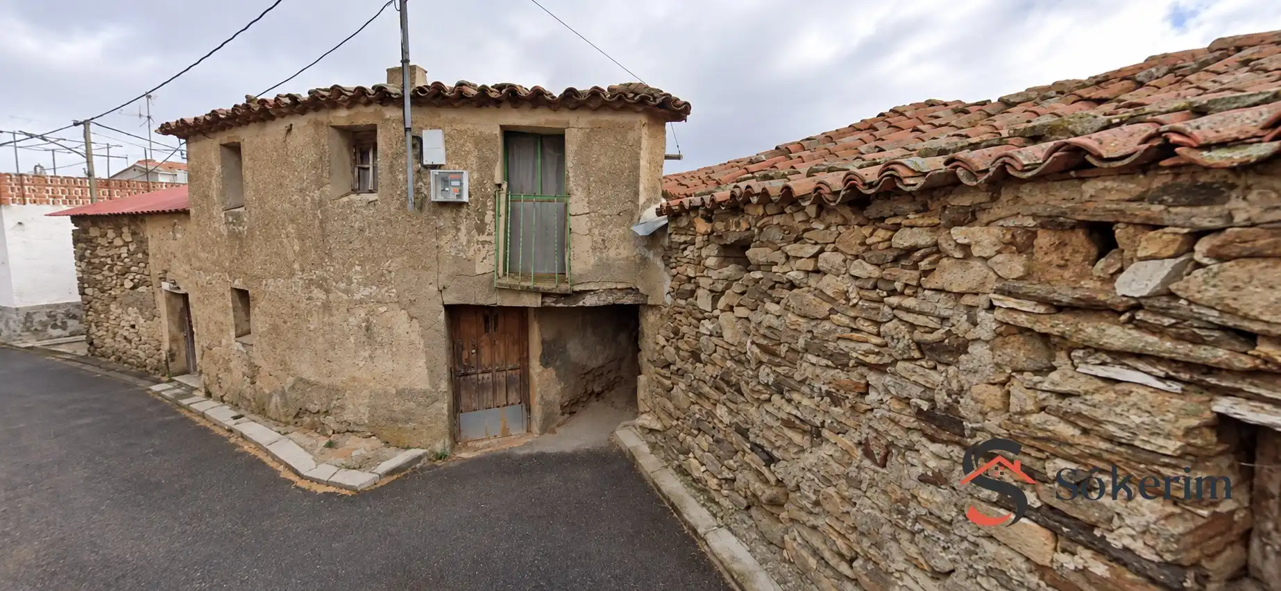 Vista exterior de Casa o xalet en venda en Narrillos del Álamo amb Calefacció, Traster i Balcó