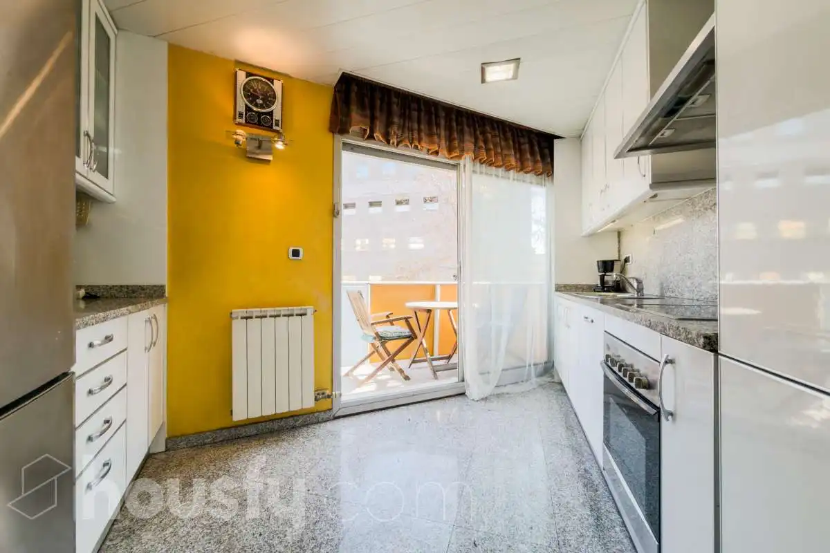 Piso en venta en CL DOCTOR TRUETA, La Vila Olímpica del Poblenou