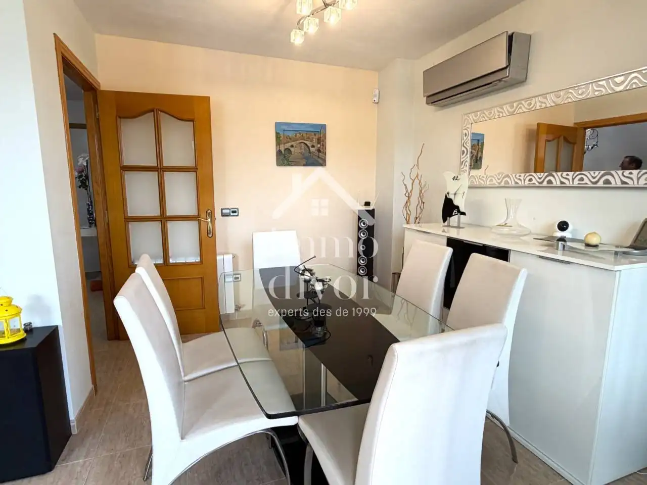 Casa aparellada amb jardí en venda a Calle Barcelona, imagen 8