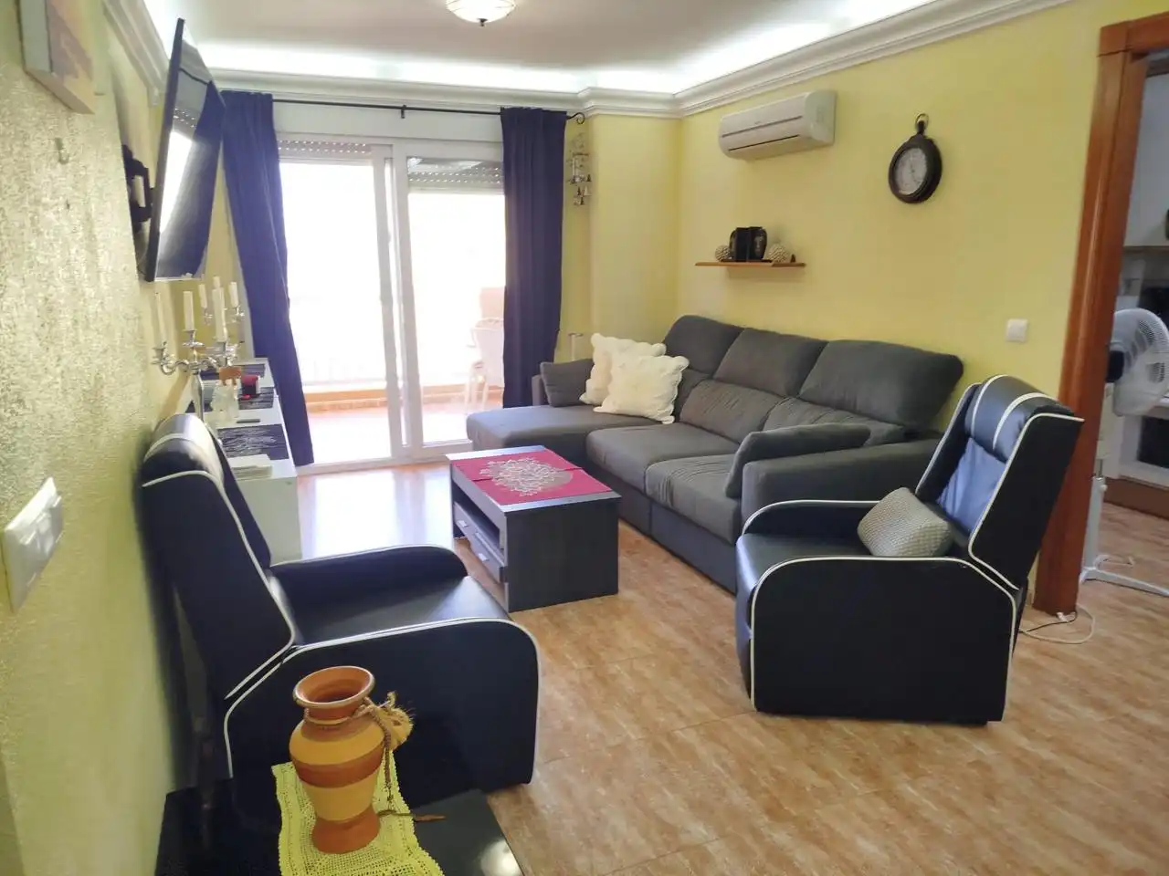 Sala de estar de Apartamento en venta en La Manga del Mar Menor con Aire acondicionado, Calefacción y Terraza