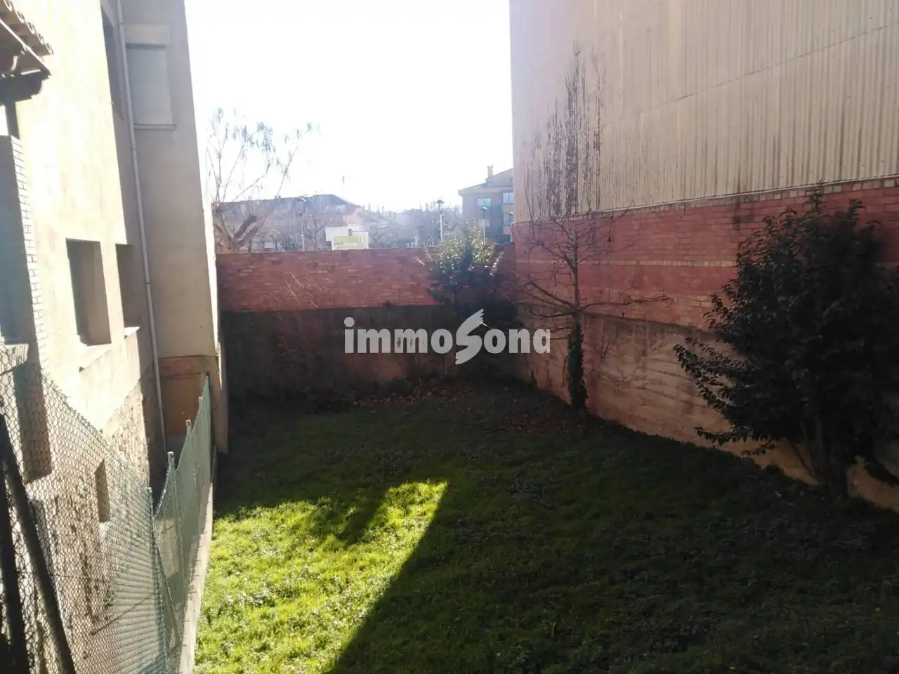 Terreny residencial en venda a Tona