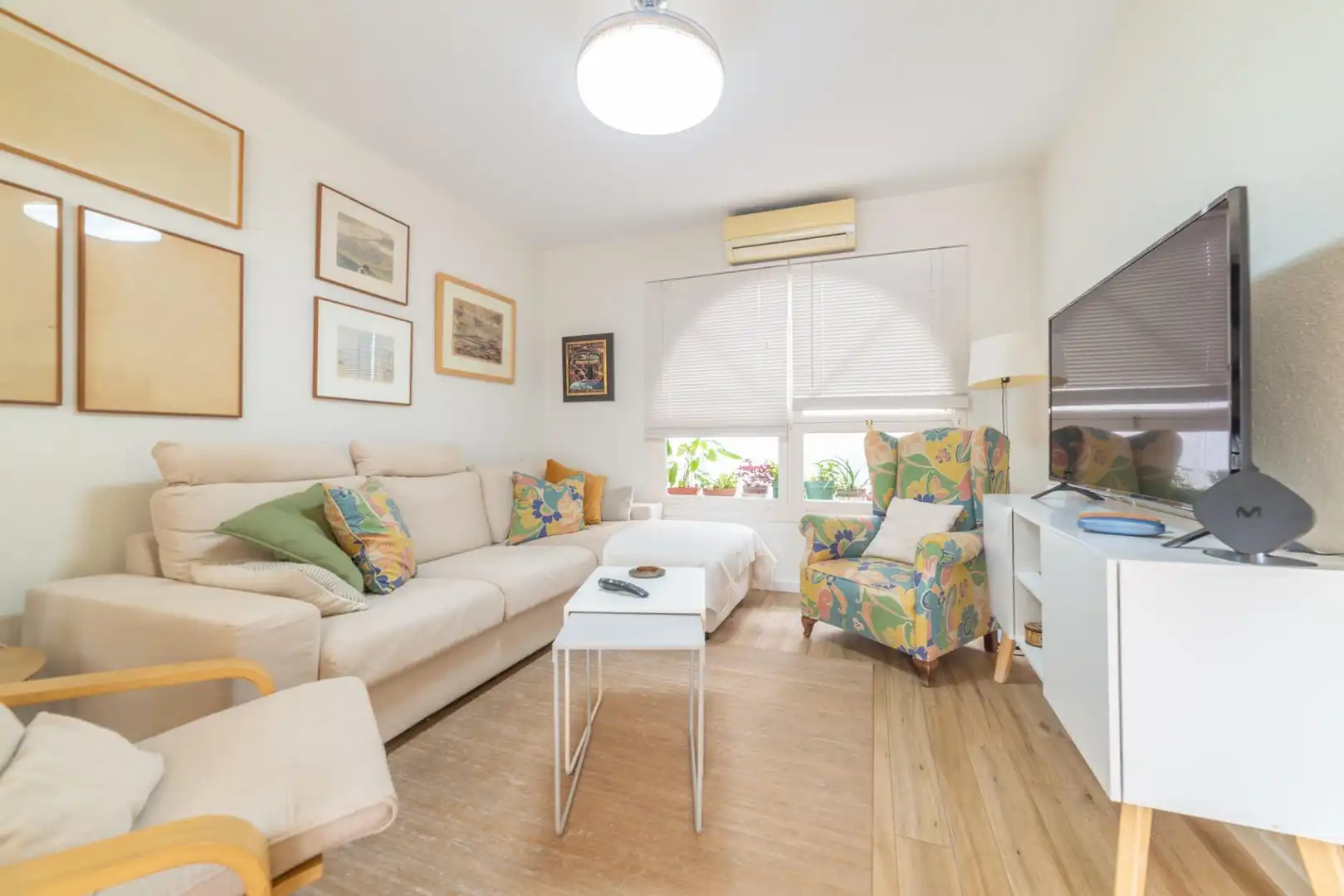 Sala de estar de Casa adosada en venta en San Pedro del Pinatar con Aire acondicionado, Terraza y Trastero