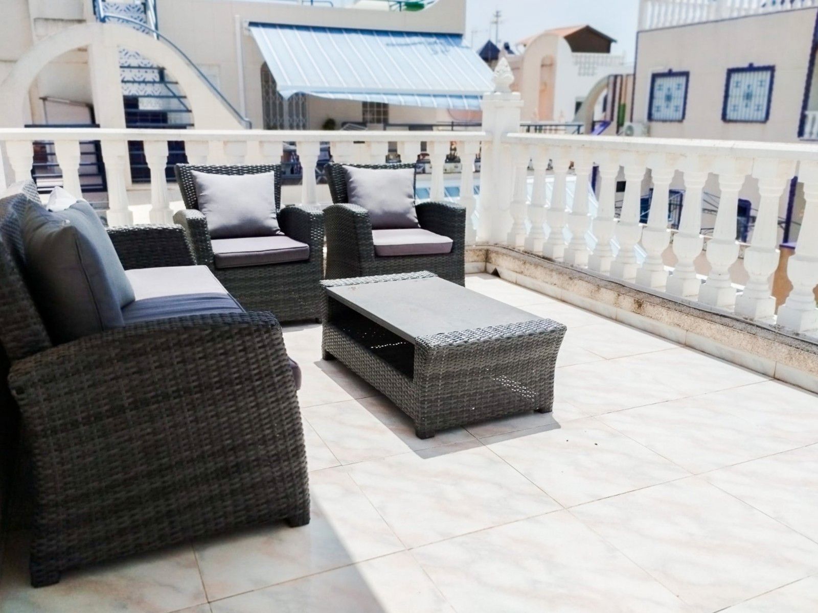 Terraza de Casa adosada en venta en Torrevieja con Aire acondicionado, Jardín privado y Terraza