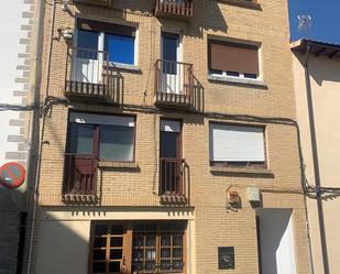 Vista exterior de Pis en venda en Cáseda amb Terrassa i Balcó