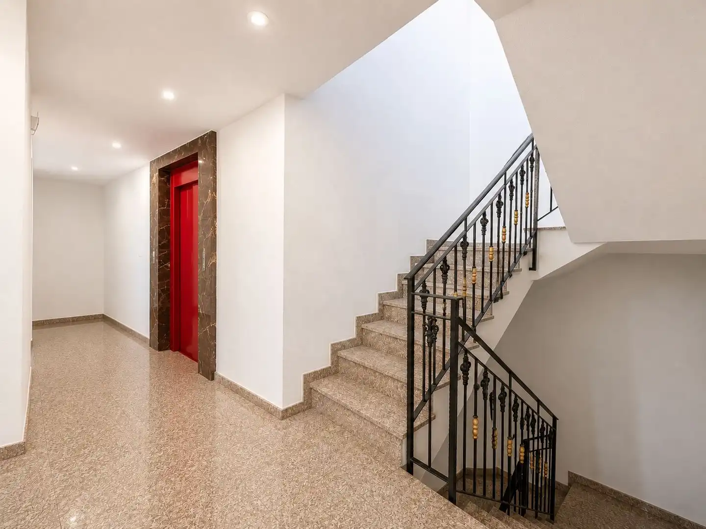 Maisonette zum Verkauf in Murcia mit Klimaanlage, Heizung und Terrasse