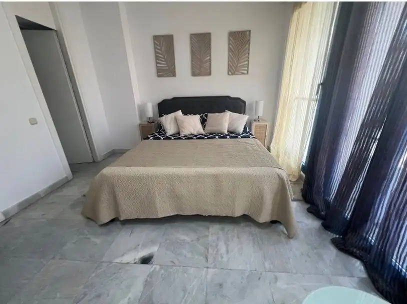 Schlafzimmer von Maisonette zur Miete in Marbella mit Klimaanlage, Heizung und Möbliert