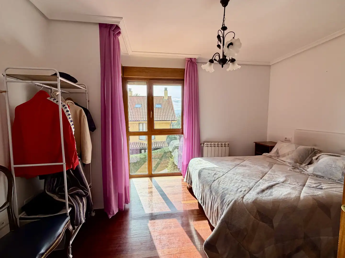Habitación de Casa adosada en venta en Penagos con Calefacción, Jardín privado y Terraza