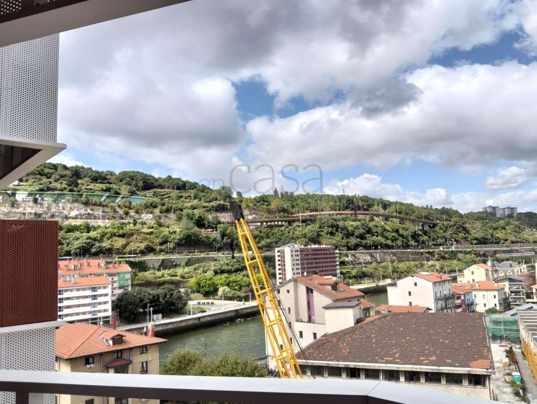 Vista exterior de Pis de lloguer en Bilbao  amb Calefacció, Traster i Balcó
