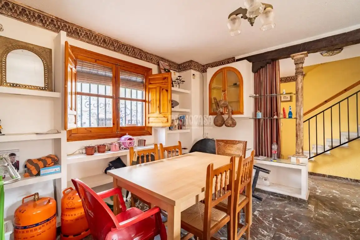 Comedor de Casa adosada en venta en Granada con Aire acondicionado