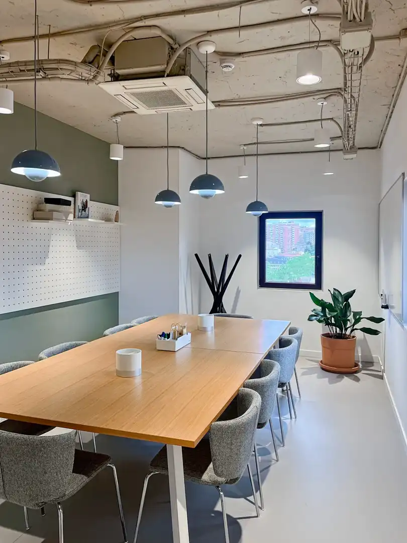 Dining room of Office for rent in Bilbao   with Air Conditioner, Heating and Furnished