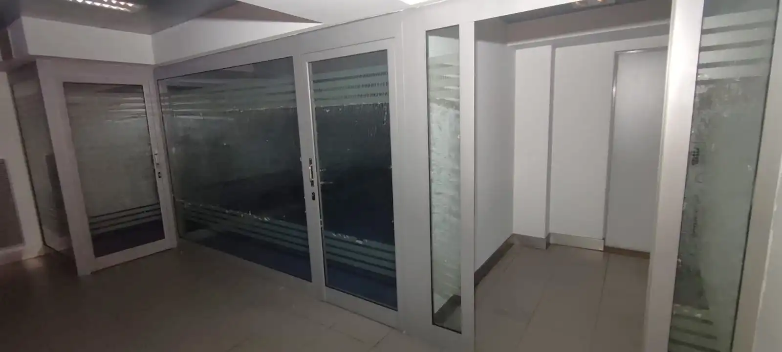 Business premises for sale in Francia Kalea 16, imagen 18
