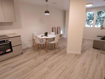 Piso en venta en Calle Alozaina