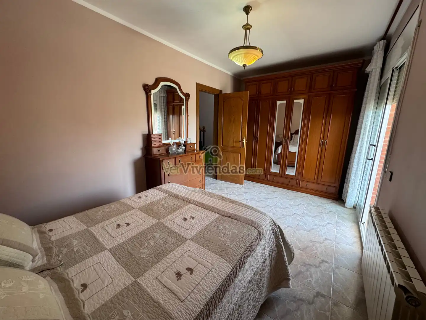 Casa o xalet en venda a Carrer de Migjorn, 34, Vallirana
