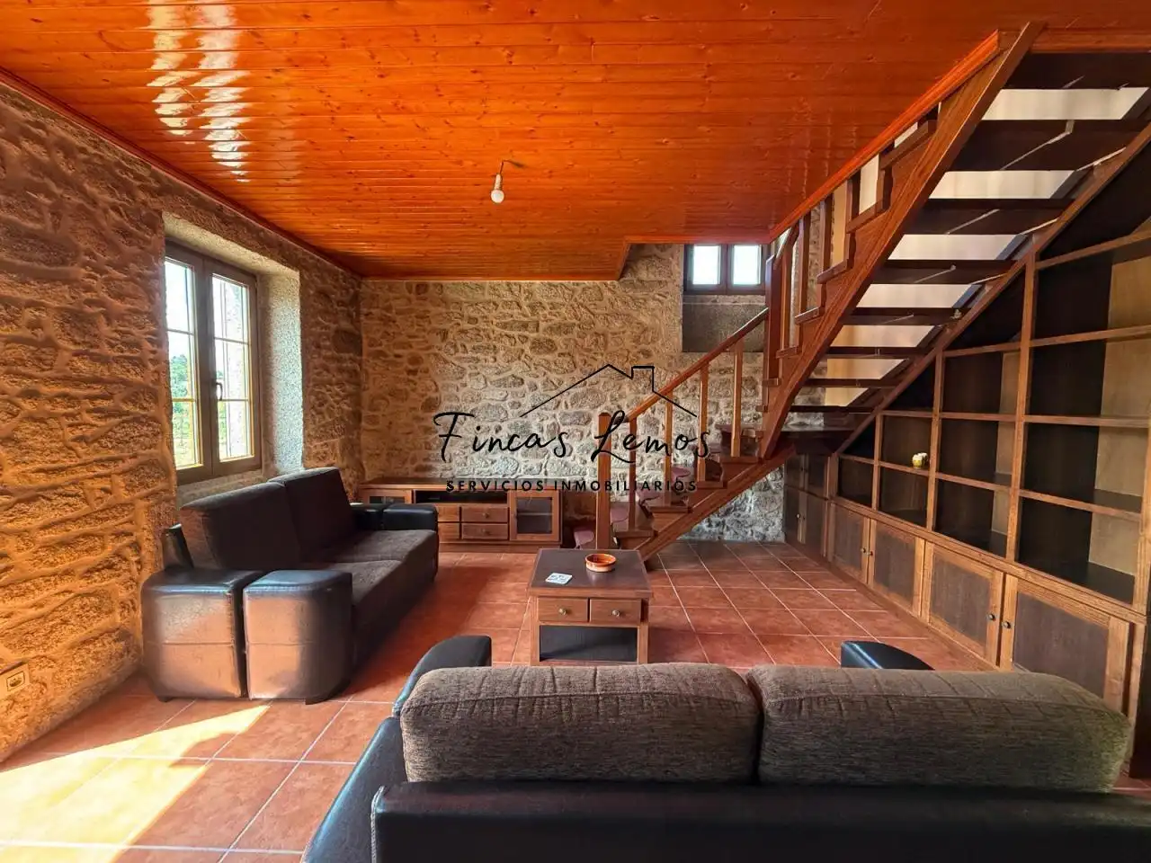 Sala de estar de Casa o chalet en venta en Vimianzo con Calefacción, Jardín privado y Terraza