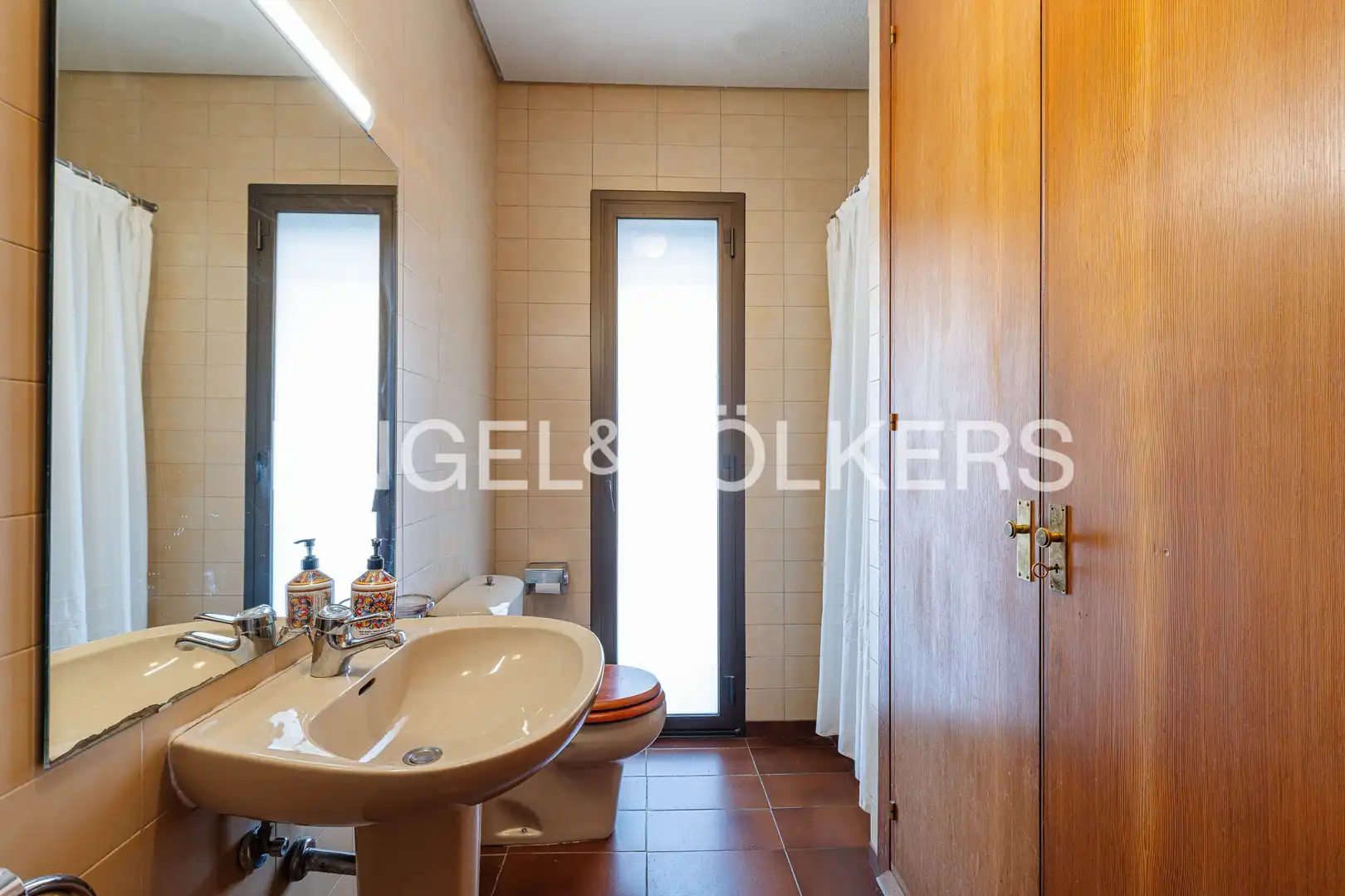 Baño de Casa o chalet en venta en Las Rozas de Madrid con Calefacción, Jardín privado y Terraza