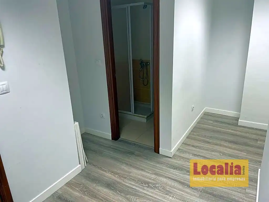 Büro mit Aufzug zur Miete in Julián Ceballos, imagen 6