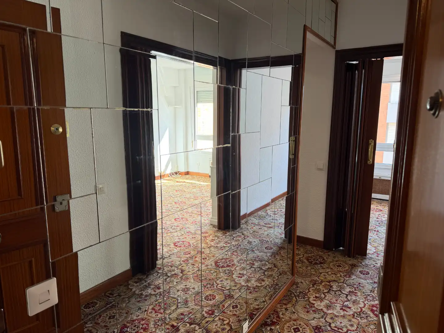 Piso con terraza en venta en Calle Guillermo Estrada 11