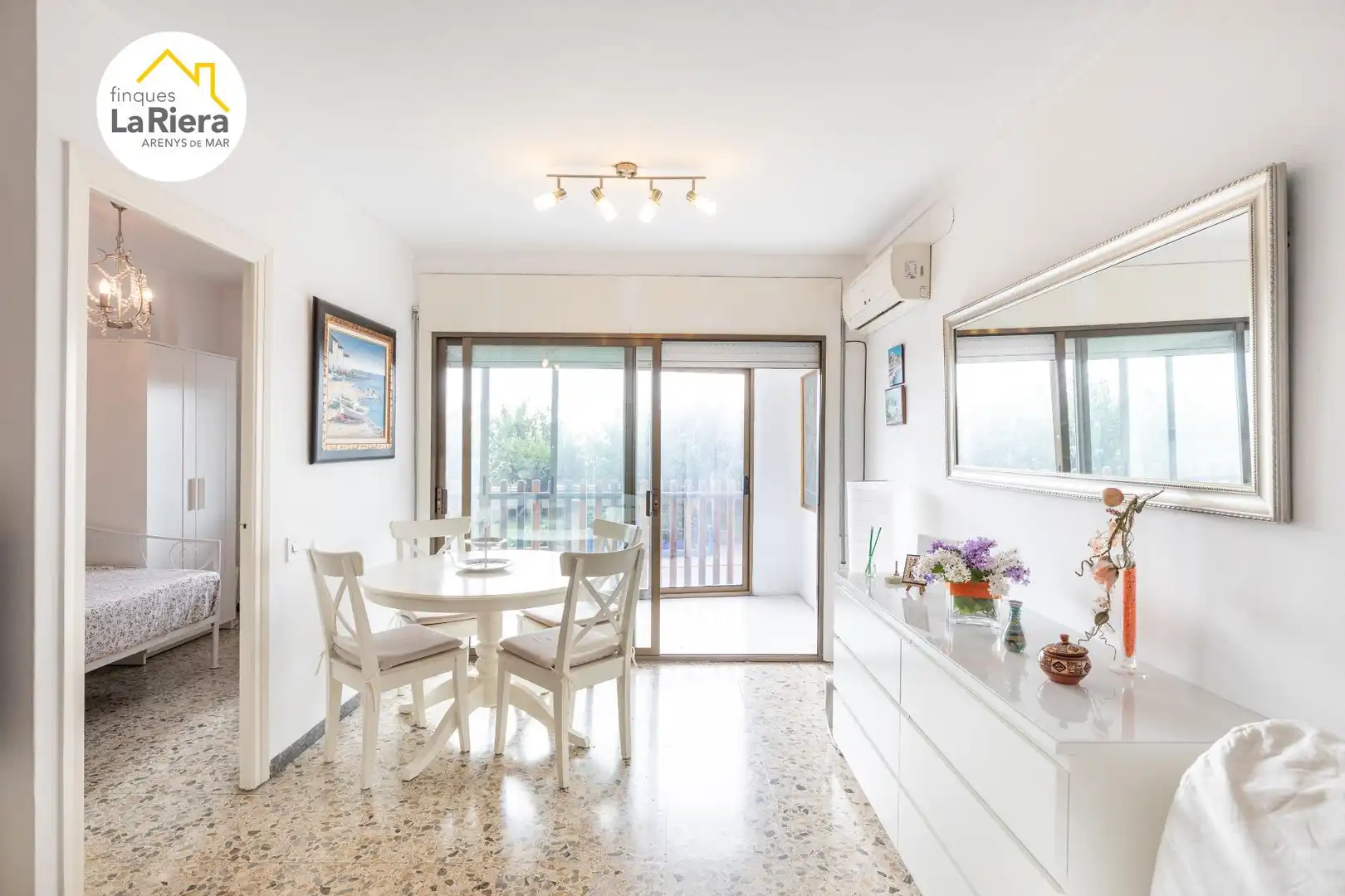 Esszimmer von Wohnung zum Verkauf in Arenys de Mar mit Klimaanlage, Terrasse und Alarm