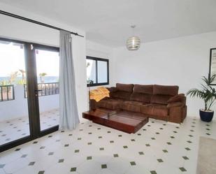 Sala d'estar de Apartament per a compartir en Tías amb Aire condicionat i Terrassa