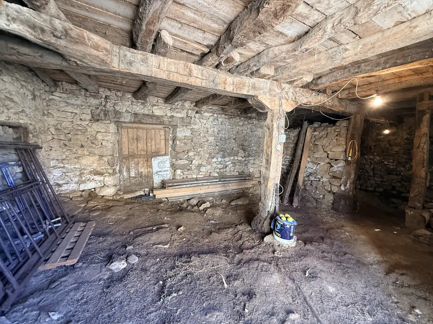 Finca rústica en venda en Medina de Pomar amb Jardí privat, Terrassa i Traster