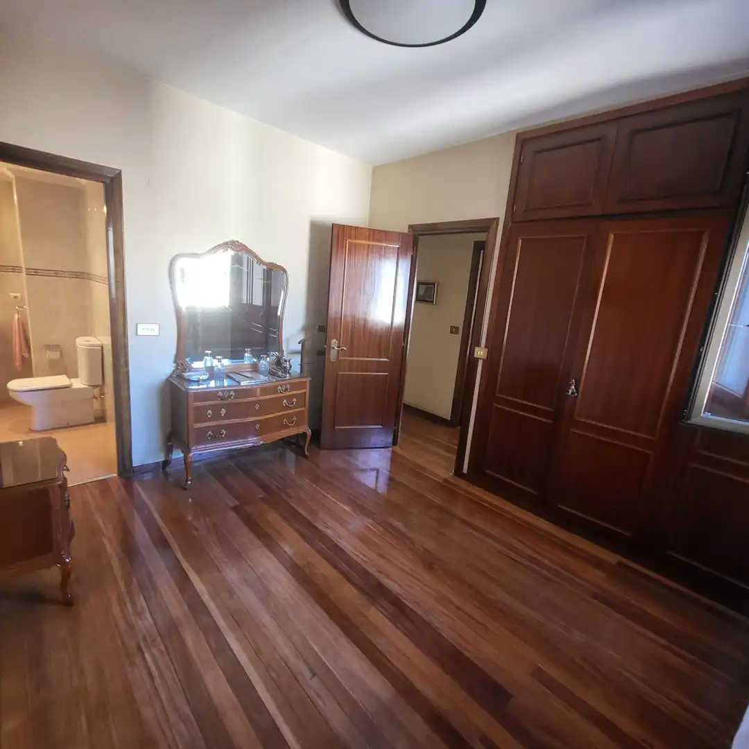 Bedroom of Flat for sale in Indautxu
