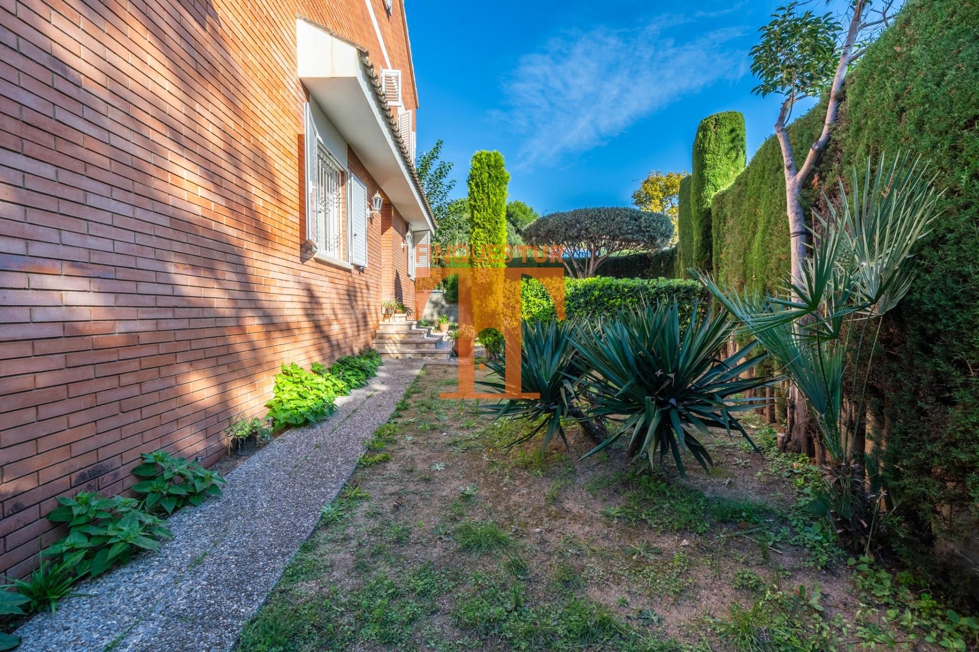 Jardín de Casa o chalet en venta en El Masnou con Calefacción, Jardín privado y Terraza