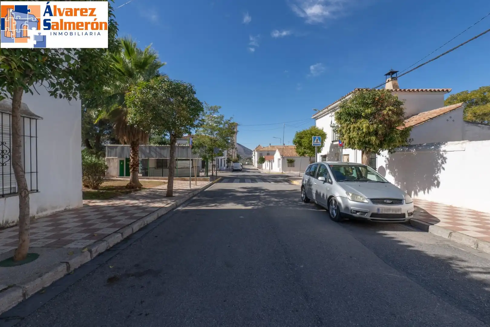 Vista exterior de Casa o xalet en venda en Albolote amb Terrassa i Balcó