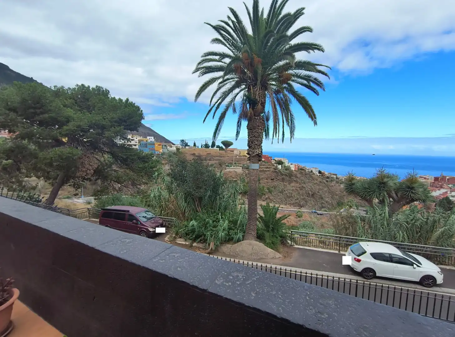 Vista exterior de Casa o chalet en venta en Los Realejos con Jardín privado, Terraza y Amueblado