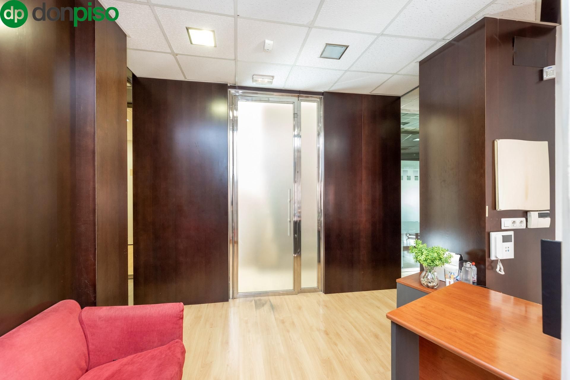 Pis en venda en  Granada Capital amb Aire condicionat i Calefacció