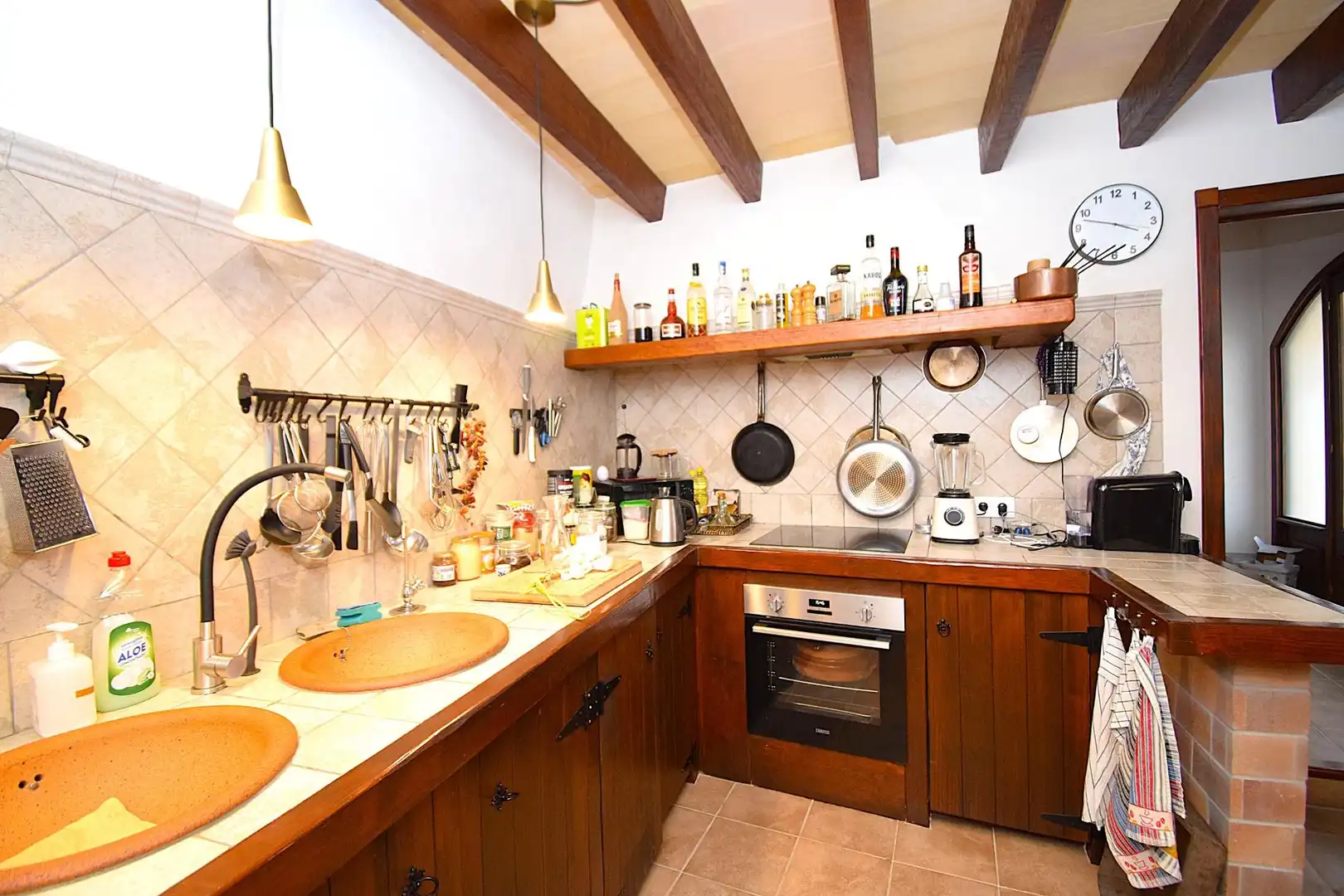 Küche von Einfamilien-Reihenhaus zum Verkauf in Muro mit Klimaanlage, Terrasse und Möbliert