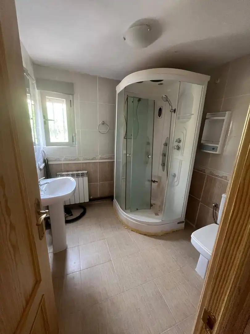 Bathroom of Houses for sale in El Casar de Escalona  with Heating, Terrace and Alarm