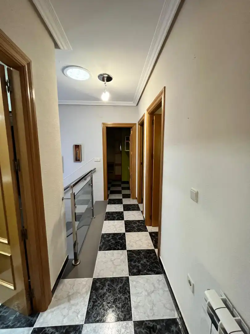 Casa adosada en venta en Balazote con Terraza y Amueblado