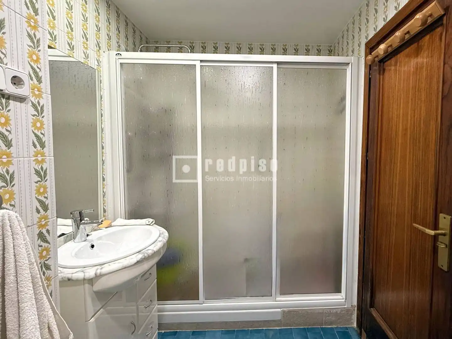 Bathroom of Flat for sale in Madrid  with Air Conditioner, Heating and Terrace