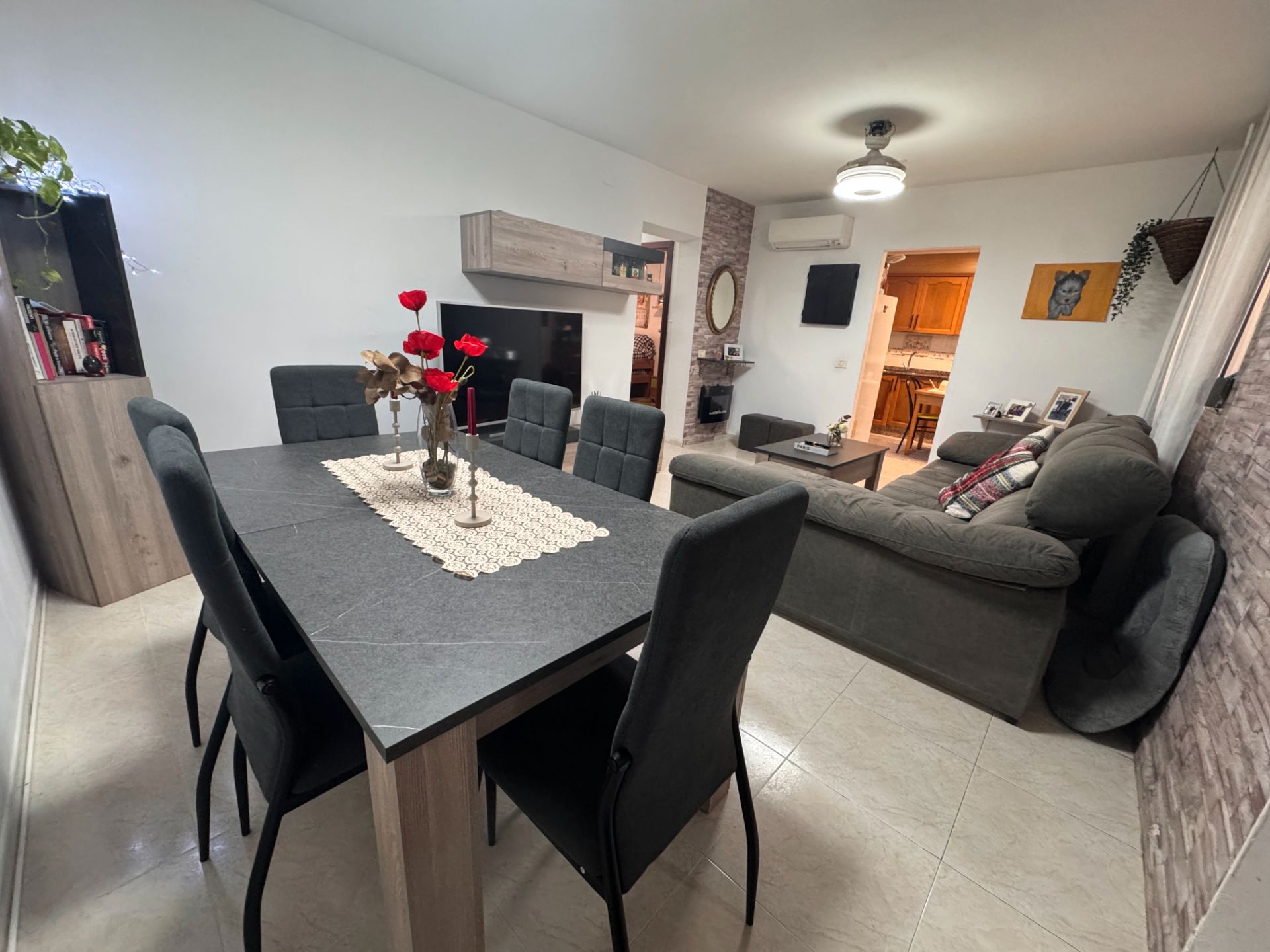 Dining room of Flat for sale in Castellón de la Plana / Castelló de la Plana  with Air Conditioner, Furnished and Oven