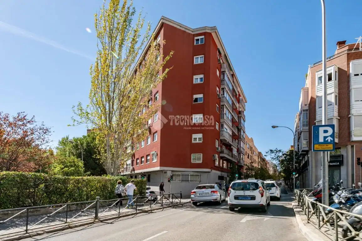 Vista exterior de Piso en venta en Madrid con Aire acondicionado, Calefacción y Terraza