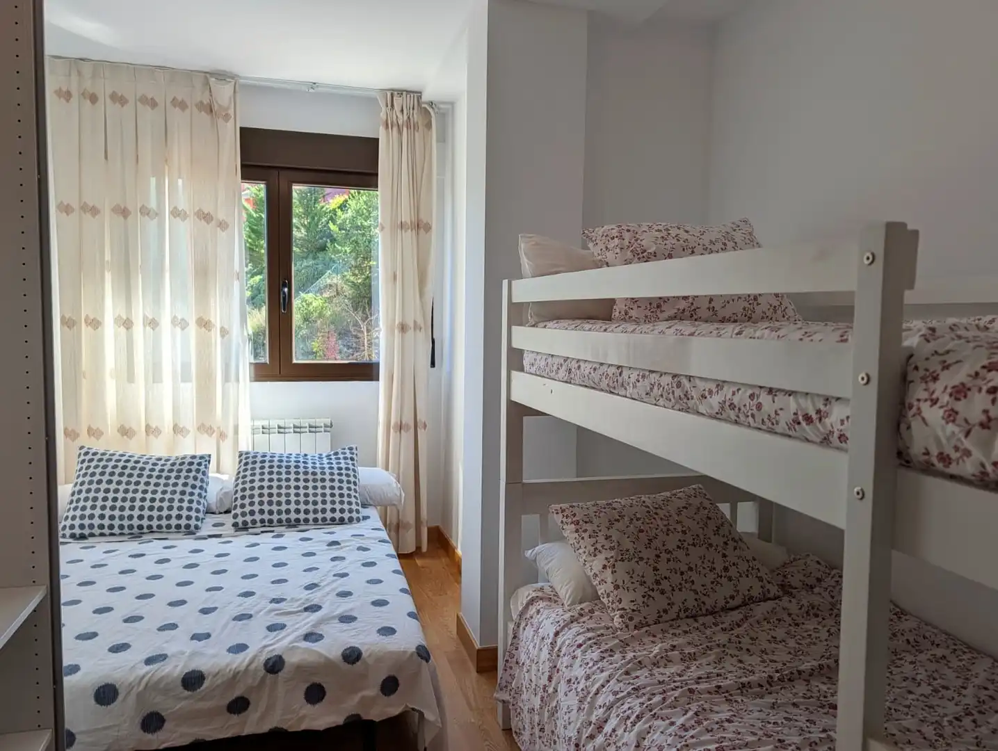 Bedroom of Apartments for sale in Zorraquín  with Heating, Storage room and Furnished